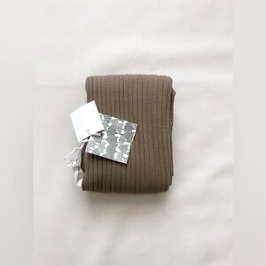 Kate Quinn Brown Ribbed Swaddle NWT